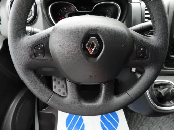 Renault Trafic furgon chłodnia 120KM 904331 - wyposazenie