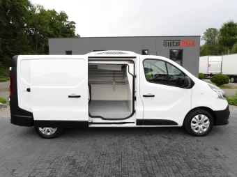 Renault Trafic furgon chłodnia 120KM 904331 - zaladunek