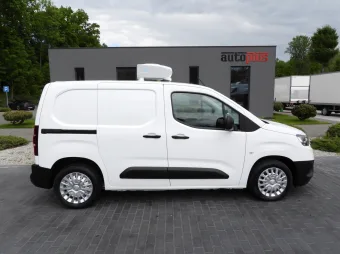 Toyota Proace City furgon chłodnia 100KM 975800 - bok prawy