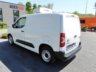 Toyota Proace City furgon chłodnia 100KM 983948 - bok tyl
