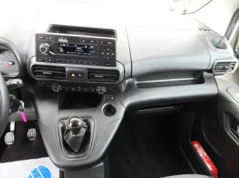 Toyota Proace City furgon chłodnia 100KM 972410 - detal
