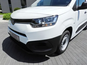 Toyota Proace City furgon chłodnia 100KM 983946 - kokpit
