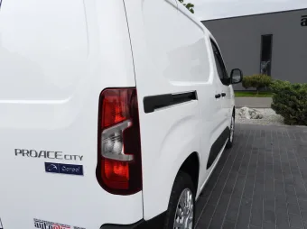 Toyota Proace City furgon chłodnia 100KM 975800 - podwozie