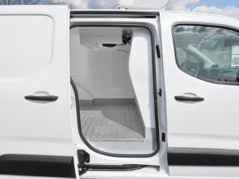 Toyota Proace City furgon chłodnia 100KM 972410 - siedzenia