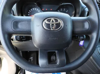 Toyota Proace City furgon chłodnia 100KM 983946 - wnetrze