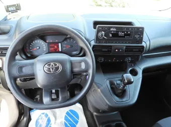 Toyota Proace City furgon chłodnia 100KM 983946 - wyposazenie