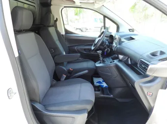 Toyota Proace City furgon chłodnia 100KM 983946 - wyposazenie