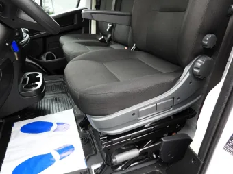 Toyota Proace Max skrzynia plandeka 10 palet 140KM A53689 - panel sterowania