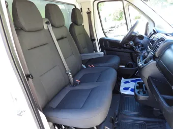 Toyota Proace Max skrzynia plandeka 10 palet 140KM A38028 - fotel kierowcy