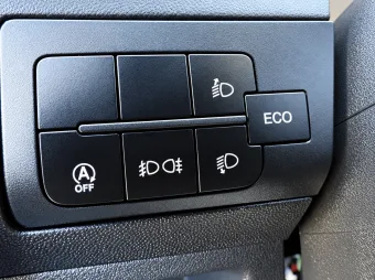Toyota Proace Max skrzynia plandeka 10 palet 140KM A38028 - licznik