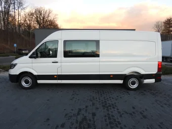 Volkswagen Crafter brygadówka 140KM 009040 - bok tyl