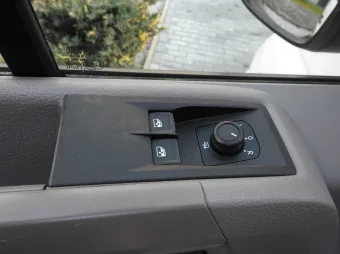 Volkswagen Crafter brygadówka 140KM 009040 - panel