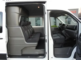Volkswagen Crafter brygadówka 140KM 009040 - schowki
