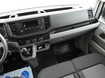 Volkswagen Crafter brygadówka 140KM 009040 - wnetrze