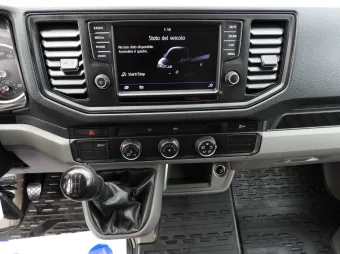 Volkswagen Crafter chłodnia / izoterma 8 palet 180KM 040927 - lewarek