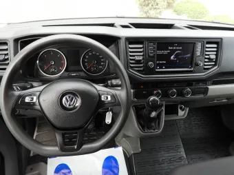 Volkswagen Crafter chłodnia / izoterma 8 palet 180KM 040927 - wnetrze