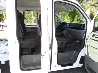 Volkswagen Crafter doka wywrotka 180KM 013815 - fotel pasazera