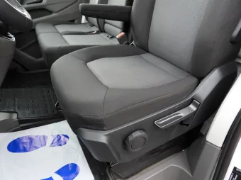 Volkswagen Crafter kontener chłodnia 8 palet 180KM 043093 - detal