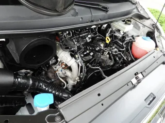 Volkswagen Crafter kontener chłodnia 8 palet 180KM 043093 - fotele