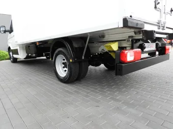 Volkswagen Crafter kontener chłodnia 8 palet 180KM 043093 - kola