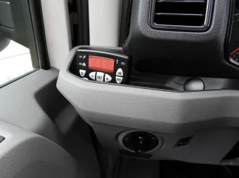 Volkswagen Crafter kontener chłodnia 8 palet 180KM 043093 - konsola