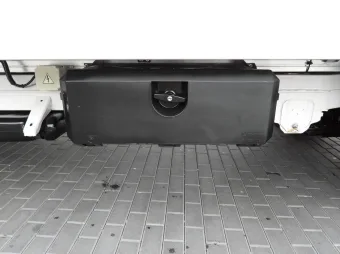 Volkswagen Crafter kontener chłodnia 8 palet 180KM 043093 - radio