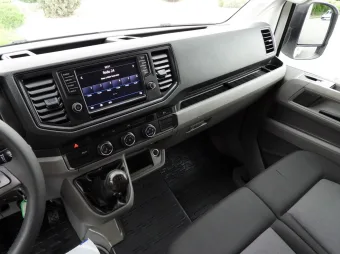 Volkswagen Crafter kontener chłodnia 8 palet 180KM 043093 - schowki