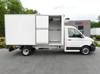 Volkswagen Crafter kontener chłodnia 8 palet 180KM 043093 - zaladunek