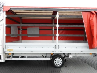 Volkswagen Crafter skrzynia plandeka 10 palet 180KM 042552 - detal pojazdu