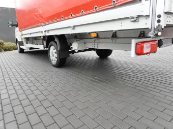 Volkswagen Crafter skrzynia plandeka 10 palet 180KM 042552 - otwarcie zabudowy