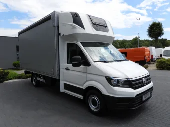 Volkswagen Crafter skrzynia plandeka 10 palet 180KM 040234 - bok zabudowy