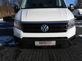 Volkswagen Crafter skrzynia plandeka 8 palet 180KM 051283 - bok zabudowy