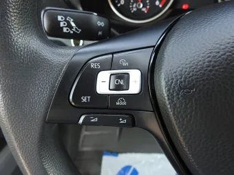 Volkswagen Crafter skrzynia plandeka 10 palet 180KM 043388 - fotele
