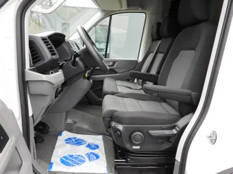 Volkswagen Crafter skrzynia plandeka 10 palet 180KM 045820 - kierownica