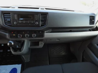 Volkswagen Crafter skrzynia plandeka 8 palet 180KM 051283 - licznik