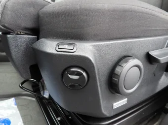 Volkswagen Crafter skrzynia plandeka 10 palet 180KM 045820 - navi