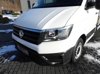 Volkswagen Crafter skrzynia plandeka 8 palet 180KM 051283 - podwozie