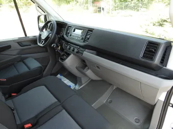 Volkswagen Crafter skrzynia plandeka 10 palet 180KM 043388 - schowki
