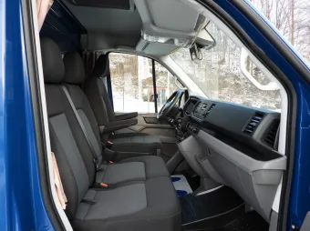 Volkswagen Crafter skrzynia plandeka 10 palet 180KM 048104 - schowki