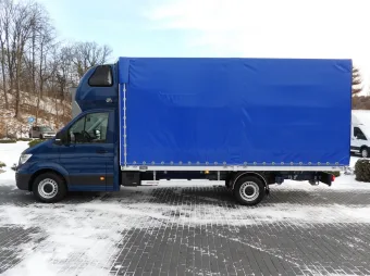Volkswagen Crafter skrzynia plandeka 10 palet 180KM 048104 - tyl