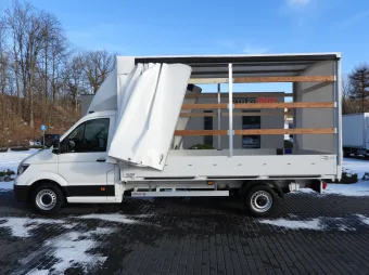 Volkswagen Crafter skrzynia plandeka 8 palet 180KM 051283 - tyl