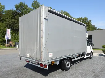 Volkswagen Crafter skrzynia plandeka 10 palet 180KM 043388 - tyl zabudowy