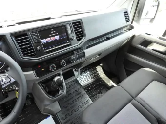 Volkswagen Crafter wywrotka 140KM 054781 - detal