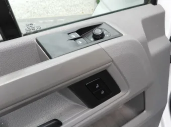 Volkswagen Crafter wywrotka 140KM 054781 - panel
