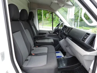 Volkswagen Crafter wywrotka 140KM 054781 - podsufitka