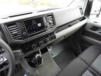 Volkswagen Crafter wywrotka 180KM 041728 - radio