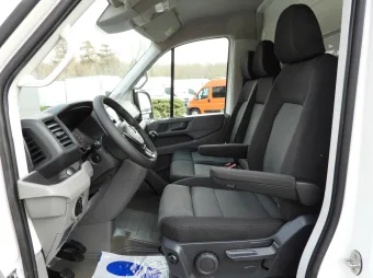 Volkswagen Crafter wywrotka 180KM 041728 - siedzenia