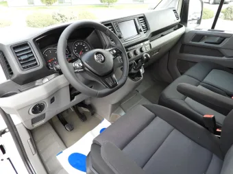 Volkswagen Crafter wywrotka 180KM 041728 - srodek