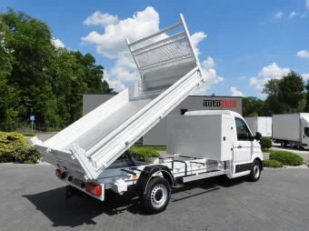 Volkswagen Crafter wywrotka 140KM 054781 - tyl