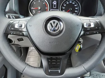 Volkswagen Crafter wywrotka 140KM 054781 - wyposazenie